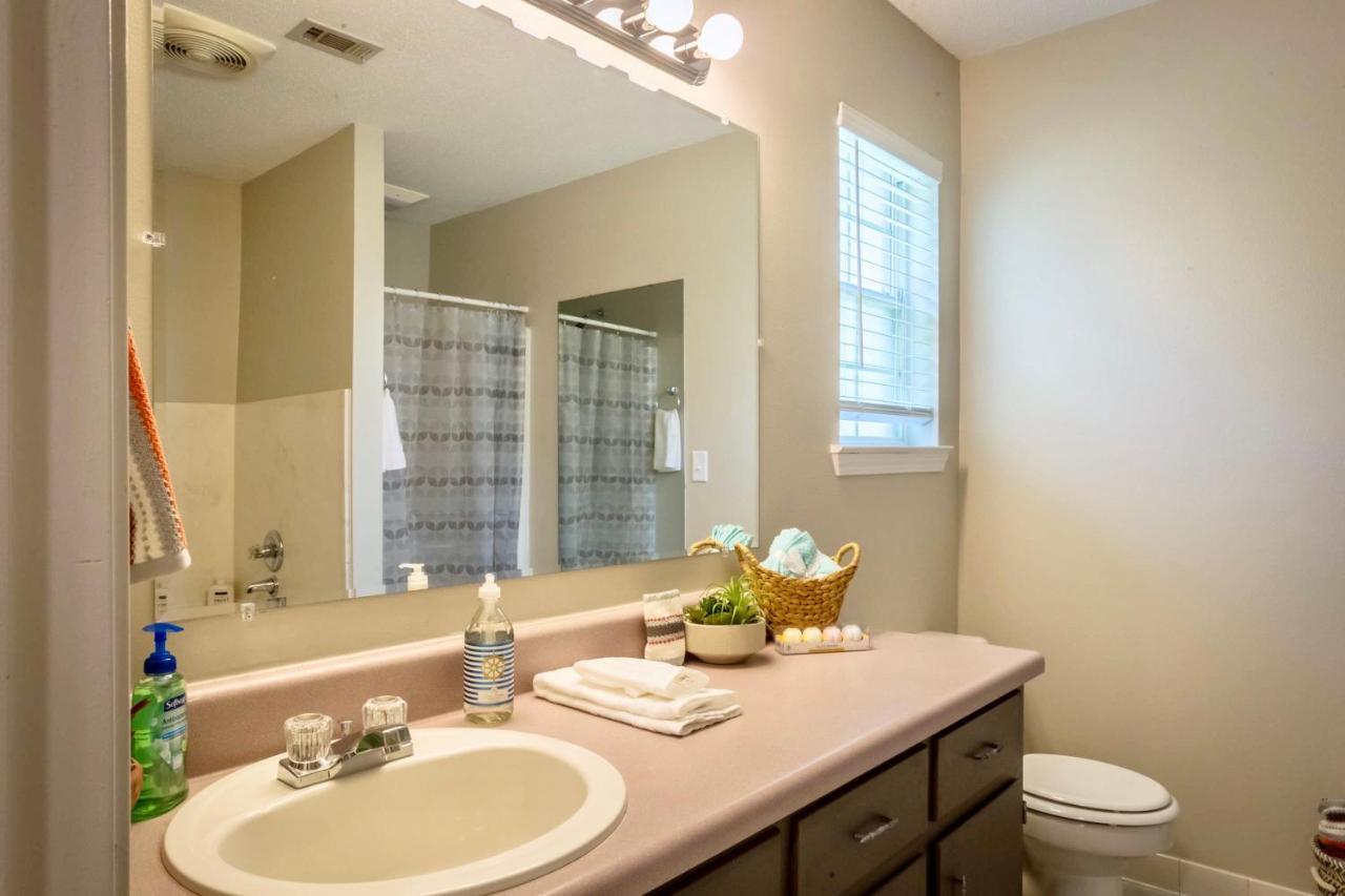 Life'S A Breeze! Updated 3B Home 10 Min To Beach! Gulf Breeze Eksteriør billede