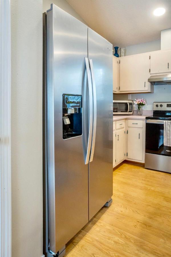 Life'S A Breeze! Updated 3B Home 10 Min To Beach! Gulf Breeze Eksteriør billede