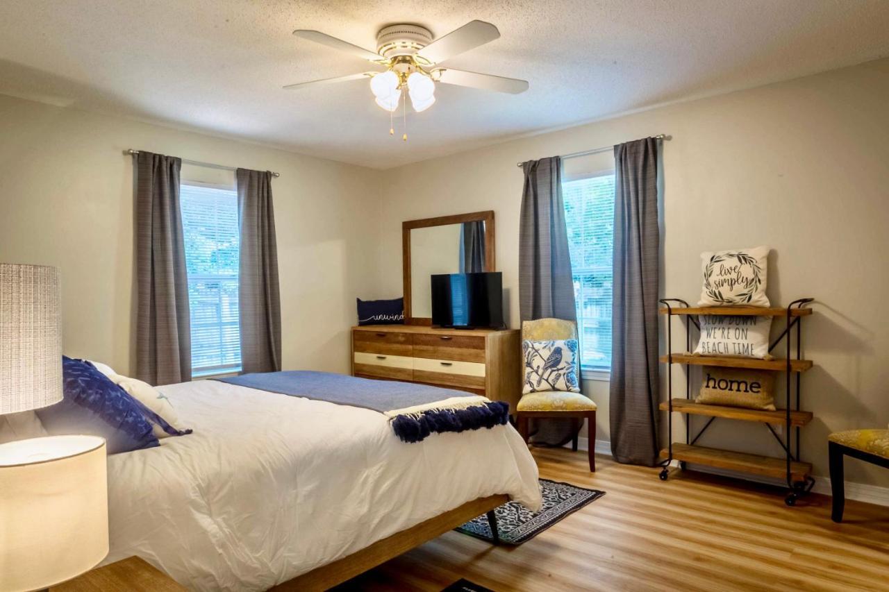 Life'S A Breeze! Updated 3B Home 10 Min To Beach! Gulf Breeze Eksteriør billede